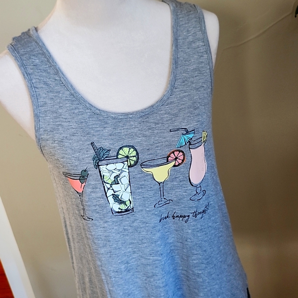 NWOT Cocktails print vacation top, M